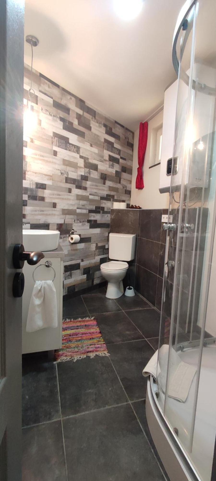 Koller Apartmanhaz Sarvar Exterior photo